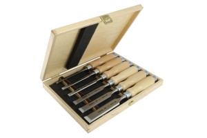 NAREX Zestaw dłut stolarskich prostych z fazowaniem bocznym WOOD LINE PROFI w drewnianej kasecie - 6 szt 853055