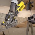 STANLEY Multipilarka tarczowa 650W FME380K
